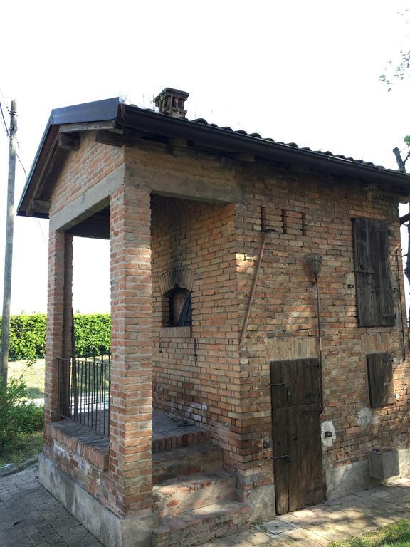 Fondo Giardinetto Ξενοδοχείο San Cesario Sul Panaro Εξωτερικό φωτογραφία